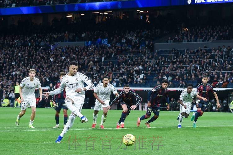 队报盘点皇马球星西甲首秀:姆总0球0助 C罗破门 队报盘点皇马球星西甲首秀:姆总0球0助 C罗破门